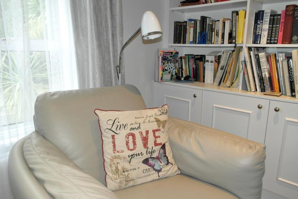 2 Bed Room Flat Near Westfield, West 런던 외부 사진